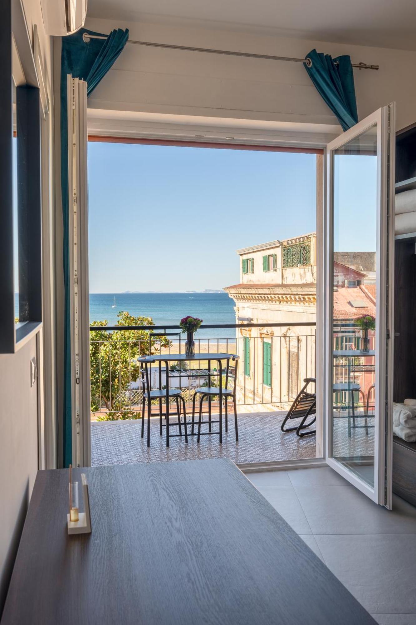 Pangea Luxury Rooms Castellammare di Stabia Extérieur photo